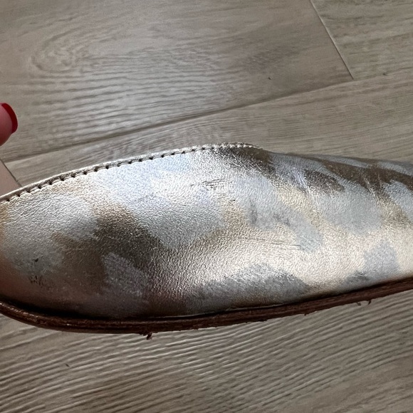 Manolo Blahnik metallic leopard d’orsay pump - Picture 10 of 10